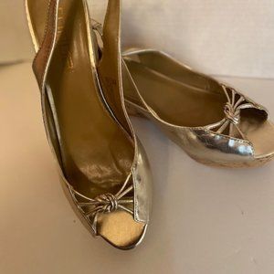 MODA SPANA Platform Wedge Shoes Gold Espadrille Open Toe, size 10